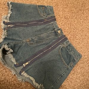 Shein — Jean shorts (S)
